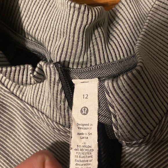 Lululemon Restless Cropped Half Zip - Picture 7 of 9